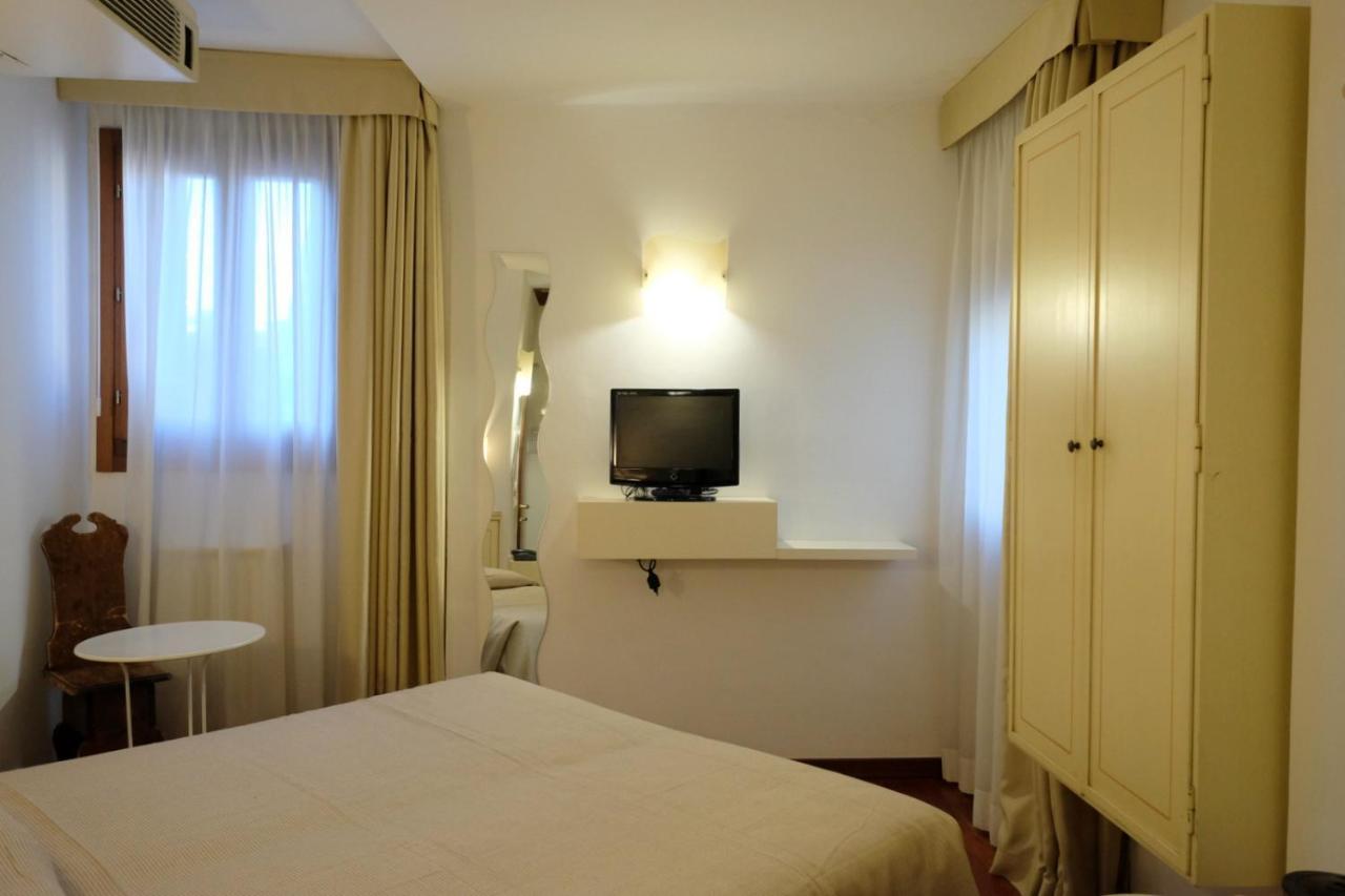 Ai Do Mori Hotel Venedig